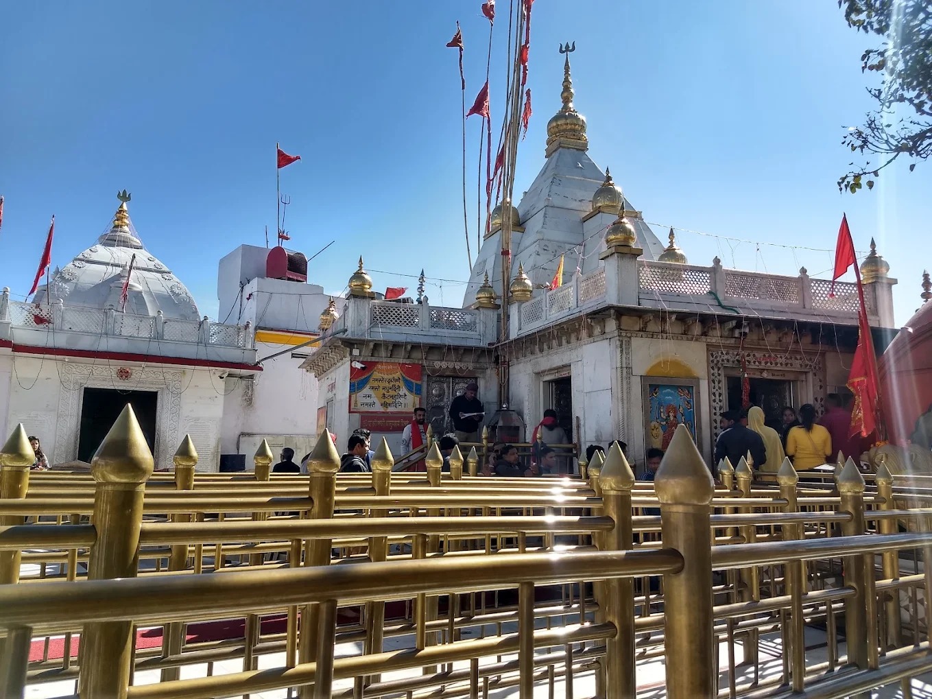 temple_iZPTeQdj_202601032006010