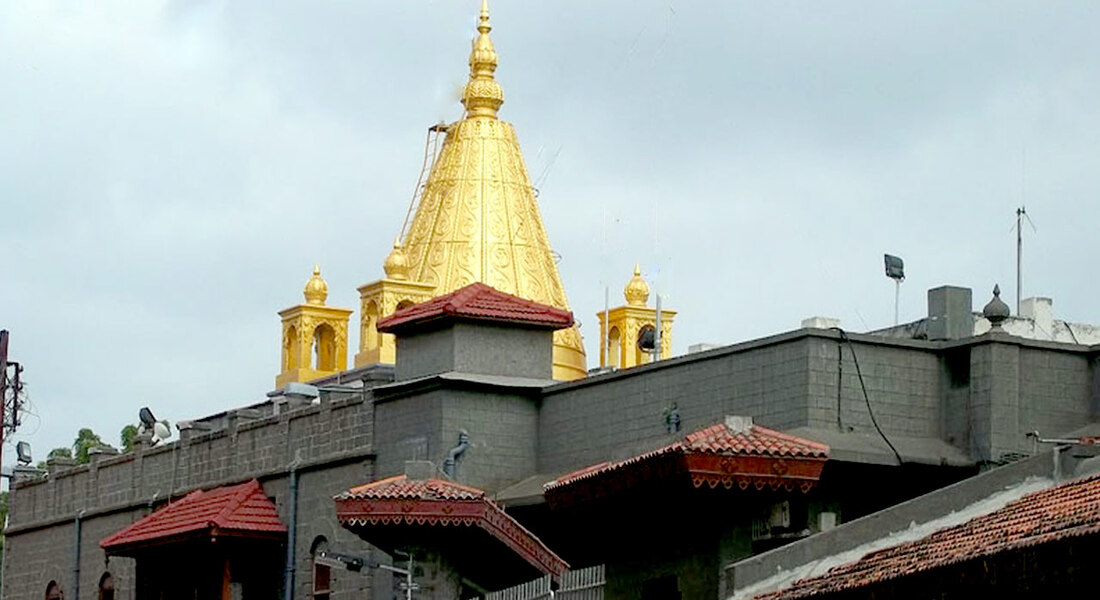 Sri_Sai_Baba_Temple__Shirdi-1