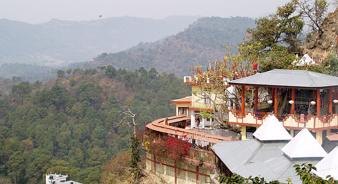 naina-devi-temple